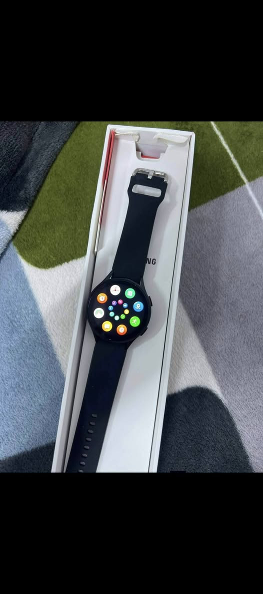 السلام عليكم 

ساعة سامسونج جالكسي 6 للبيع
Galaxy watch 6 44m
الساعة تدعم الذكاء الاصطناعي 
تدعم أكثر 100 وضع رياضي 
الحجم 44 ملم 
البطارية 280 ملي امبير 
السعر 120 وبيه مجال 
ملاحظة: يوجد توصيل محافظات 
للتواصل او الاستفسار 
***********/***********
