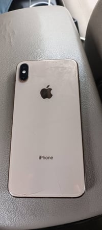 ايفون اكس ماكس ذاكرة /256  بطاريه/78 بي خطين بل شاشه ما مئثر  سعر80 قف...