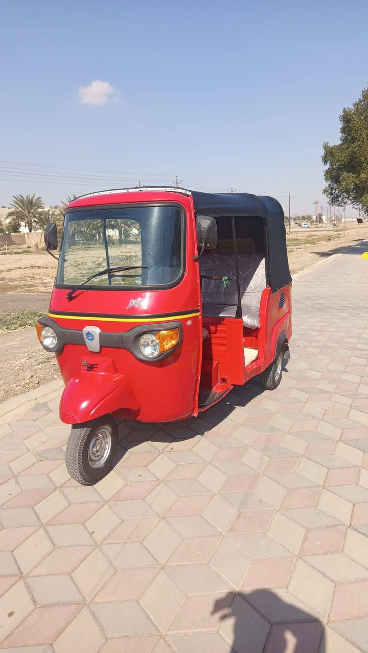 سلام عليكم تكتك بياجو للبيع موديل ٢٠ اوراق كاملة شرط الترقيم  محرك محور TVS جديد٢٥ جادر جديد ويالة باجاج كهربايات كله شغالة تكتك خير من الله 
السعر٣,٥٠٠ وبيها مجال مكاني ديالى بلدروز  رقم***********
***********
