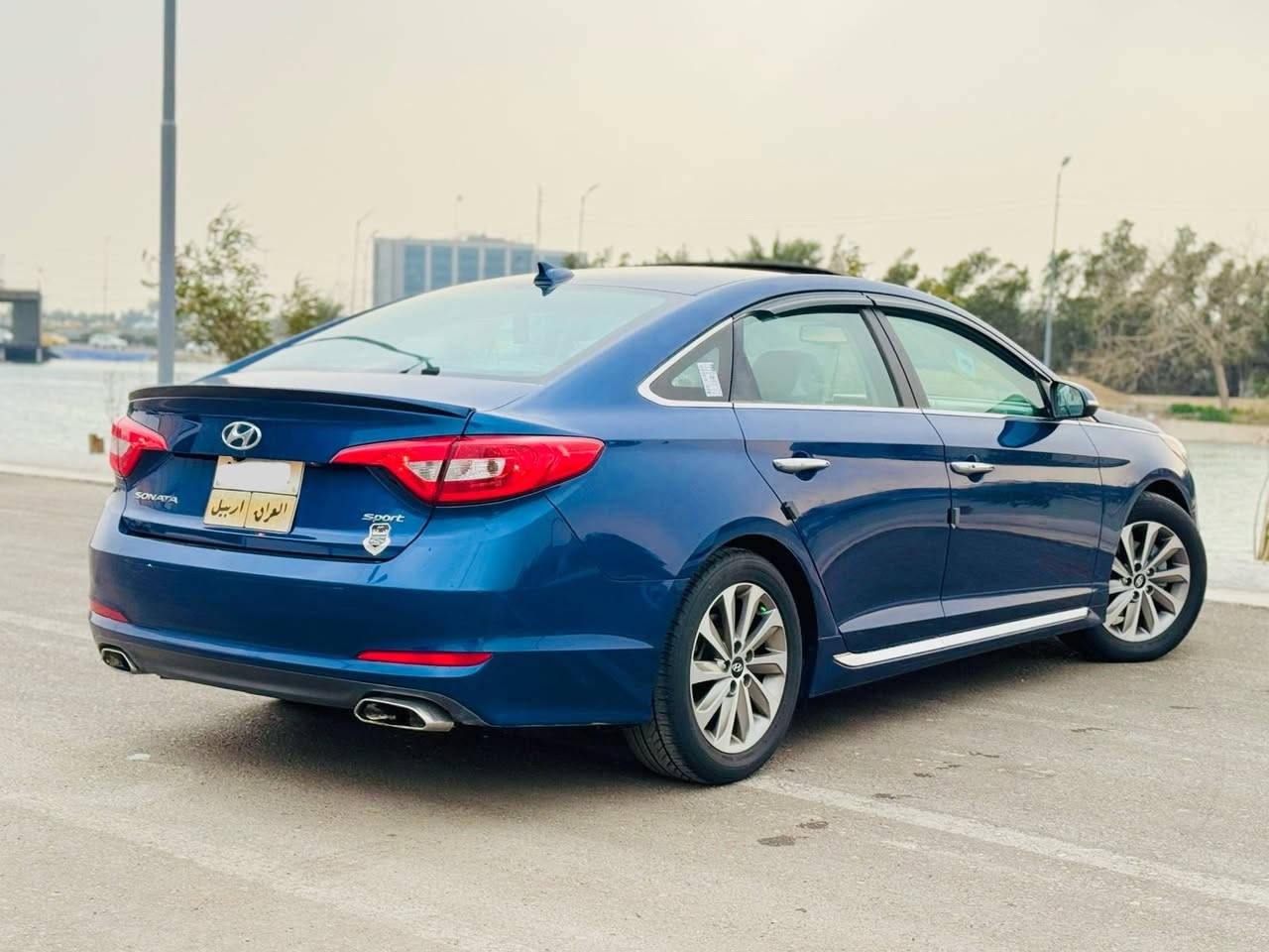 سوناتا موديل 2017 وارد امريكي حادثه باب سايق  ومدل نفس لون فقط ولباقي مكفول لا ضربه ولا صبغ ولا تبديل  محرك 2400
مواصفات سياره فول 1/1
بصمه وكشنات جلد تدفه وتبريد فتحه سقف مضمومه غاز مضمومه سنون وبكلايلد فول تحكم ستيرن فول حساس شاشه ومعروفه مواصفات فول صدر امامي كله جديد تخم تاير جديد كهربائيات كله جاهزه غرفه سياره جداً جديده سياره جديده وبعد احلا من صور وبل عافيه عل ياخذه 
رقم ربيل بسمي
مكاني بغداد لحبيبيه 
رقم الهاتف ‭0771 547 7730‬
ملاحضه ما ممتواجد على نت 
تحياتي لجميع
