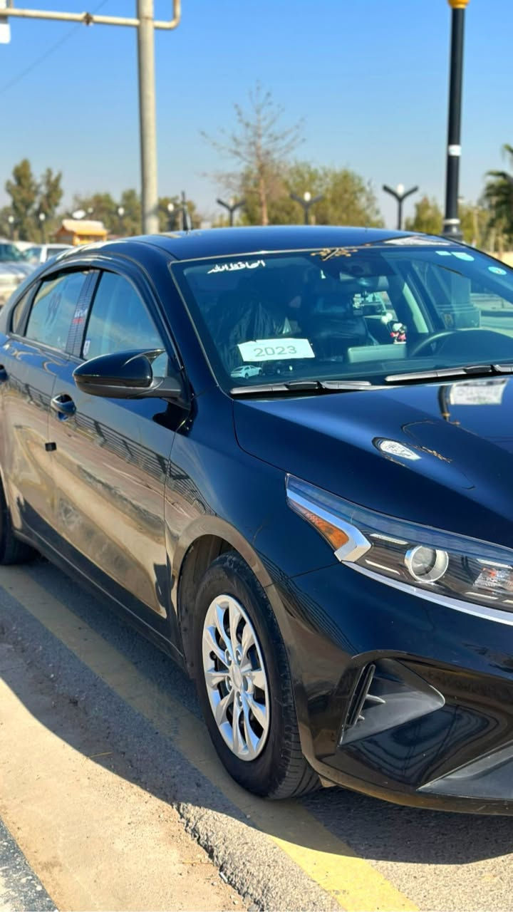 فورتي 2022بسمي  اربيل ضرر موجود بل صور  مكينه 2000دوش المرغوب  3انضمة قياده سمارت نورمال سبورت  فول تحكمات  ستيرن رادار امامي تثبيت مسار  تنبيه خروج من المسار  قفل سكريتر  توقف ذاتي  كامره دواره   شاشه  كاربلي  لاسلكي   سعر 150 وبيها مجال ***********
