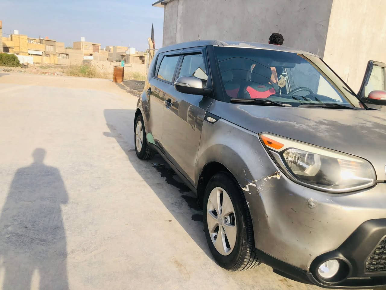 اسلام عليكم صول موديل 14 وارد امريكي رقم بابل  حادثه من امريكه بس باب السائق وبلعراق جاملغ الايمن وجراد واضح يمك بلصوره السياره كير محرك خير من الله مكينه 16 مكان السياره بابل 95 وبيه مجال ***********
