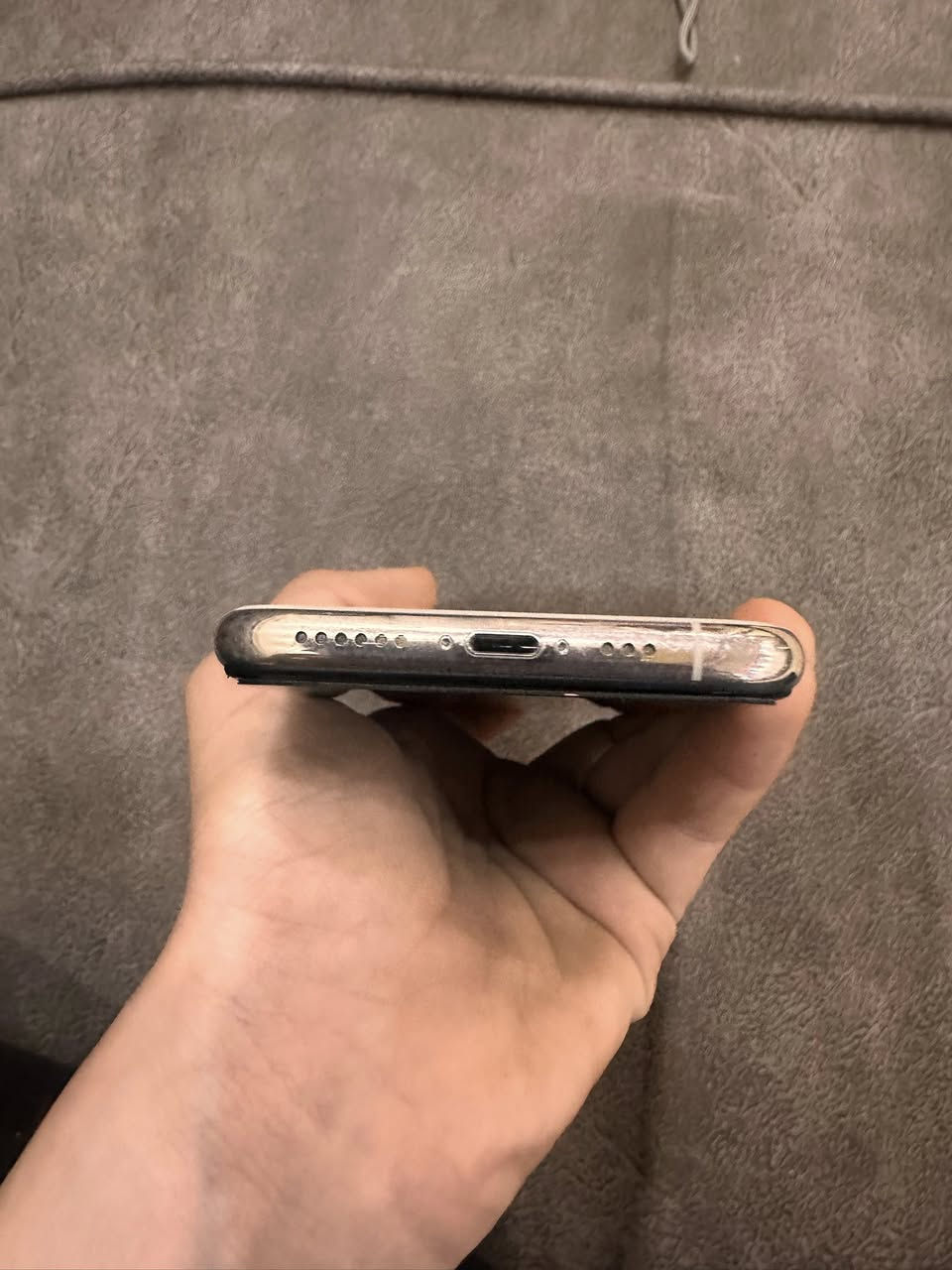 سلام عليكم للبيع ١١ابرو جهاز نضيف وحلو وسلس الجهاز بطاريه١٠٠امبدله اصليه ماصالي هواي من بدلته جهاز رايده ٣٠٠قبل 
رقم ***********
