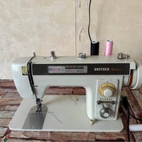 مكينة خياطة • برذر • بغداد