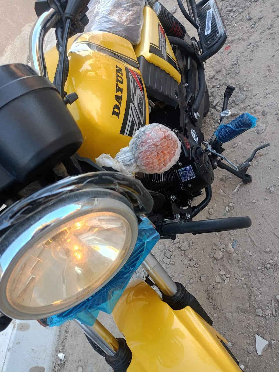 سلام عليكم دايون 2023 طالعه 2024 بشهر 8 يعني وضع شركه زيرو شرط اروح وياك الف مصلح دراجه مماشيه قليل شركه اوراق اصوليه وكيلها مكتب حسين ابو المرور يعني مداور يم حسين سعر مليون 650 كربلاء ***********
