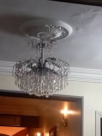 للبيع
