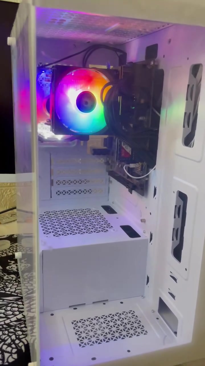 تجميعة بسعر 150 فقط متوفر 2 منهة
I7 3370
16GB RAM
H61 MOTHERBOARD 
128 ssd
Windows 10 pro
POWER SUPPLY 550w
Rgb cpu cooler 
Rgb fan 
Wj coolman case 
تجميعة جديدة كاملة بالكرتون ونايلون توصيل متوفر جميع محافظات 5


**إذا كنت صاحب هذا الإعلان وتريد حذفه لأي سبب، رجاءا أرسل رسالة إلى الدعم الفني**