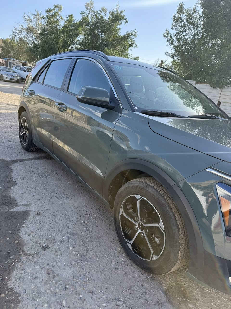 كيا نيرو هايبرد 2023 للبيع او مراوس
السيارة كلين امريكي بيهه طخة خفيفه بالصندوق ماشية 30mi السيارة نضيفة ومرتبة امانة الله والشاشة بعدهه بالجيس ملزوك عليهه استخدام بيت فقط 
***********
