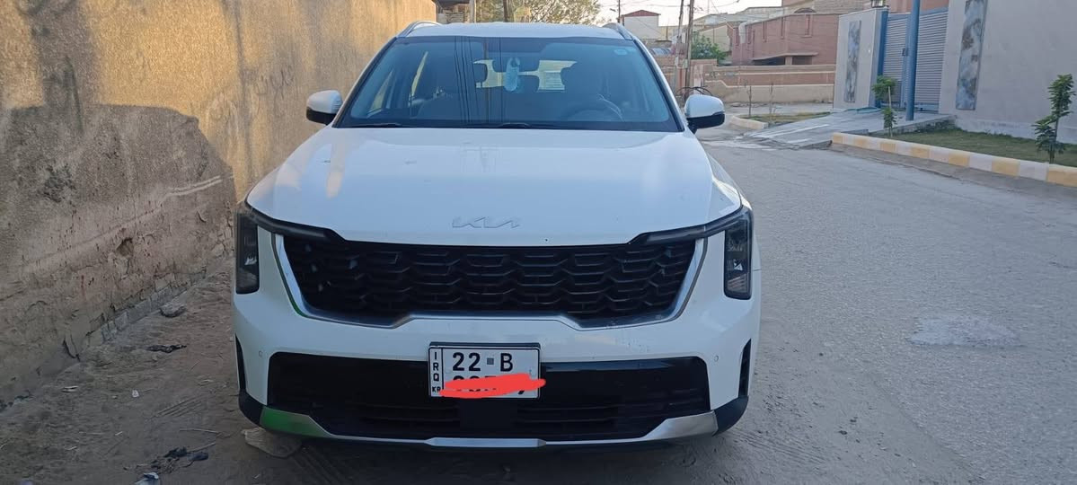 ‎سورنتو 2024 
‎رقم اربيل دولي كفالة عااامة ضمان دولي 
‎ماشيه 47000 الف 
‎مواصفات السيارة 
‎محرك 6 سلندر 3500
‎ويل 20 
‎شاحن واير لس
‎مري كهرباء (شفط)
‎بصمة تشغيل او تشغيل عن بعد او بصمة أبواب 
‎تبريد لمس touch 
‎كير ماوس 
‎لايت زنون 
‎حساسات امامية 
‎حساسات خلفية 
‎كامرة خلفية 
‎جنطة كهرباء 
‎درايف مود ٤ وضعيات
‎تحكمات ستيرن 
‎٣ قطع تبريد 
‎جي بي اس 
‎كار بلي 
‎تحديد مسار 
‎نزول منحدرات 
‎سايد بريك بصمة 
‎وباقي المواصفات معروفة بيهة 
‎[ السعر 295ورقة ] 
‎مكان السيارة محافظة بابل 
‎  ***********
‎ حلة, بابل
