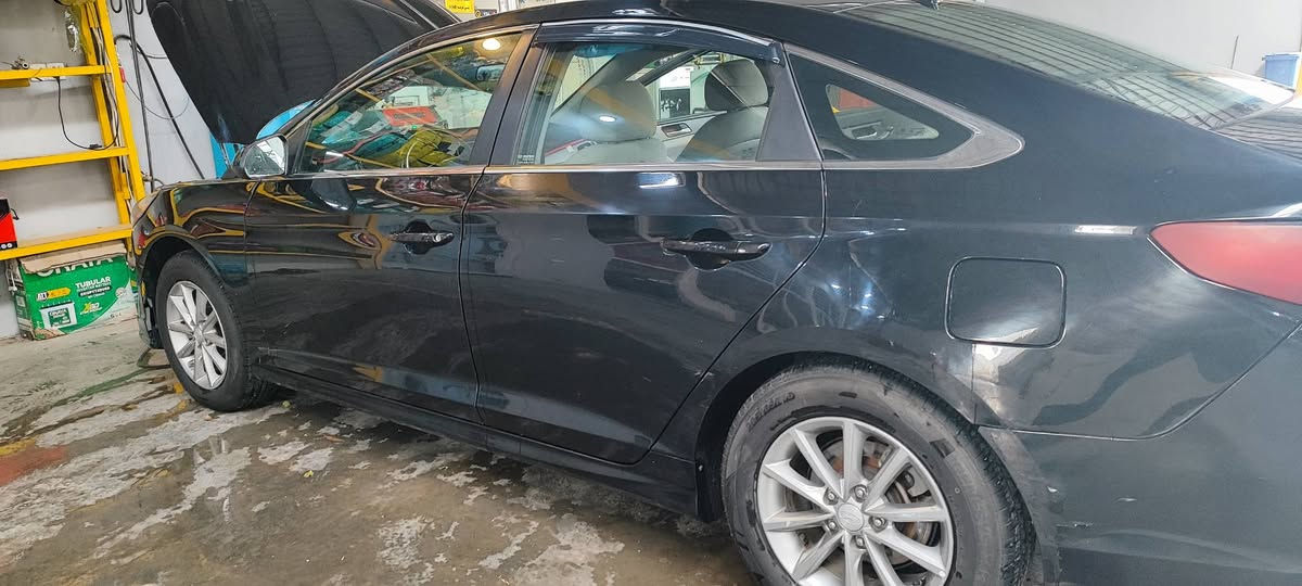 سوناتا 2018 وارد امريكي ضرر فقط دعاميات رقم اربيل دولي بأسمي تحويل مباشر 
مكينة 2400 Gdi
ماشيه 100 الف قابل للزيادة 
ثلاثة انظمة قيادة نورمل ايكو سبورت 
گير مكينه مكفول 
ايرباك فقط درگه وراجع سستم 
تخم تاير + صدر جديد 
مكانها ديالى بلدروز 
السعر 138 وبيها مجال بسيط 
***********
***********
