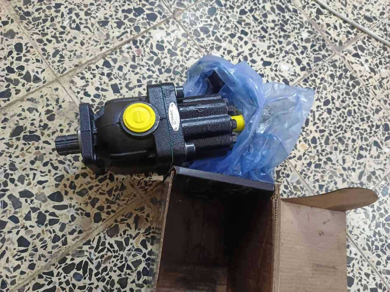 السلام عليكم للبيع ويل صاج 24 نضيف كلش +خنزيره رفع جديده مال البي الاستفسار الاتصال عل الرقم ***********
