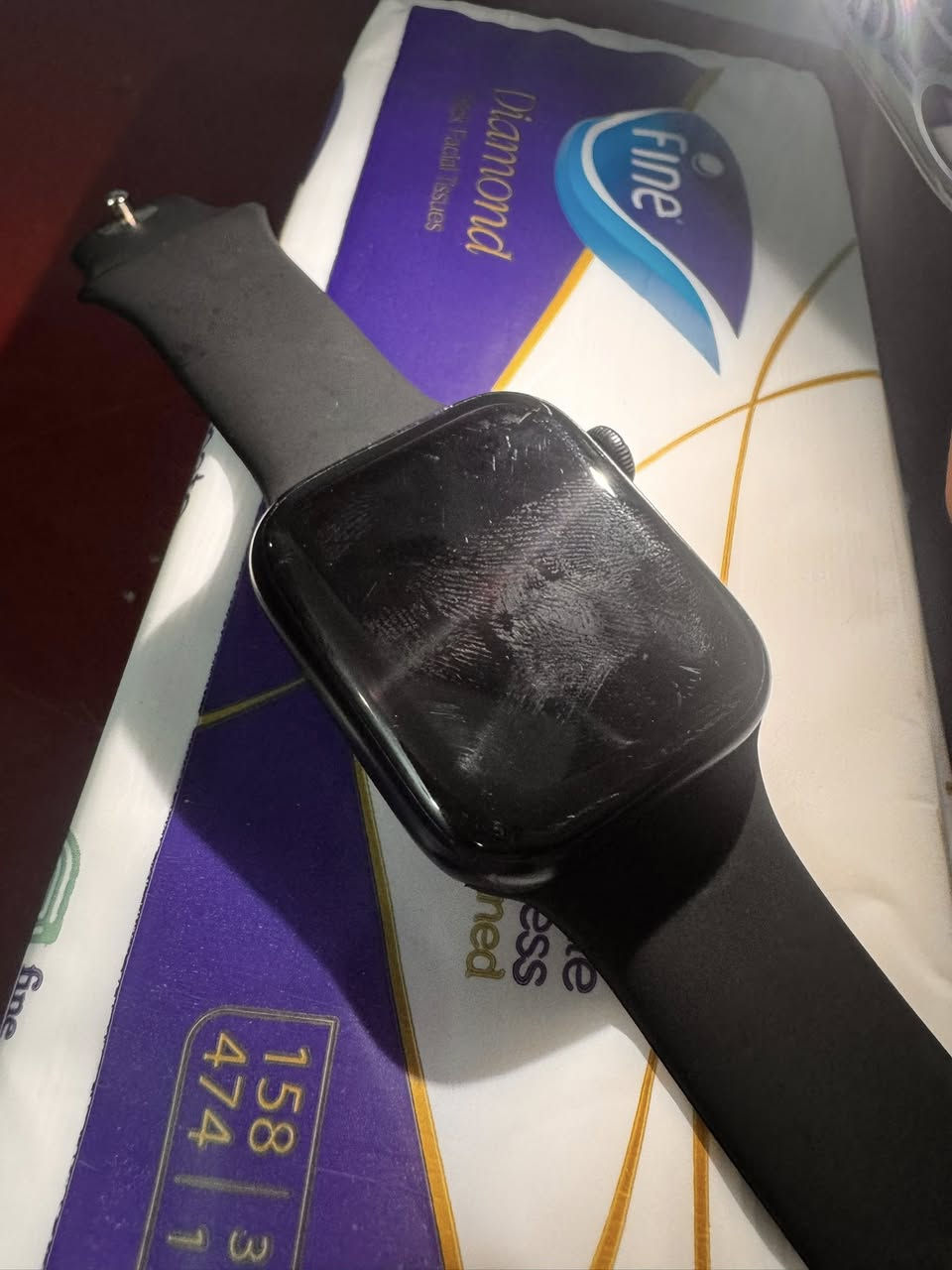 سلام عليكم ساعه ابل نايك بطاريه 87 جديده  (جيل 7)
وياه درع وسيره الاصلي وبعد واحد شاحنه الاصليه فقط 
مكاني بغداد 200الف وبيه مجال بصيط ***********
وتساب
