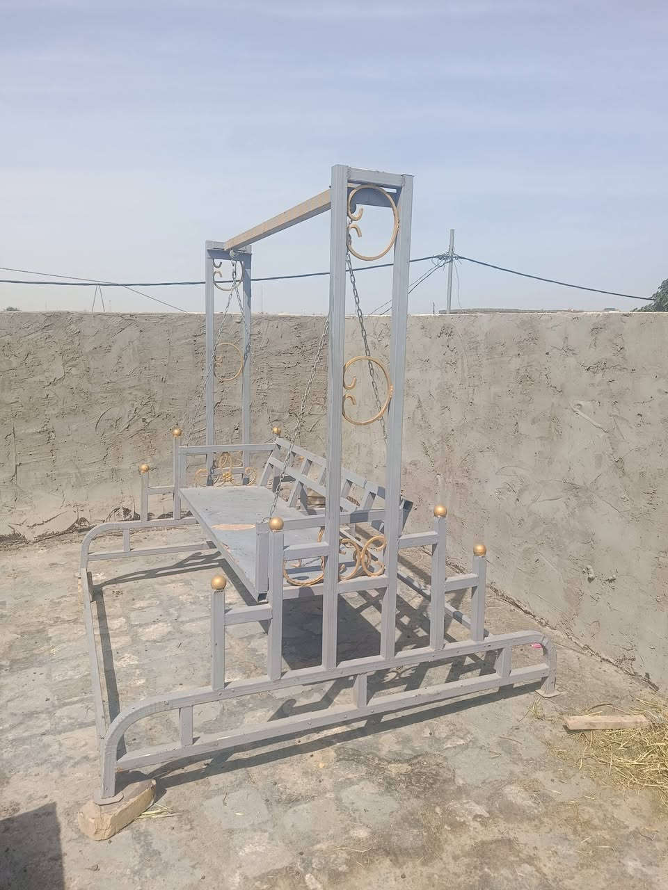 سلام عليكم شباب مرجوحه للبيع مستخدمه شهر واحد العنوان ابو صخير عمود 150 السعر 175 وبيهة مجال ‏‪0783 346 5926‬‏
