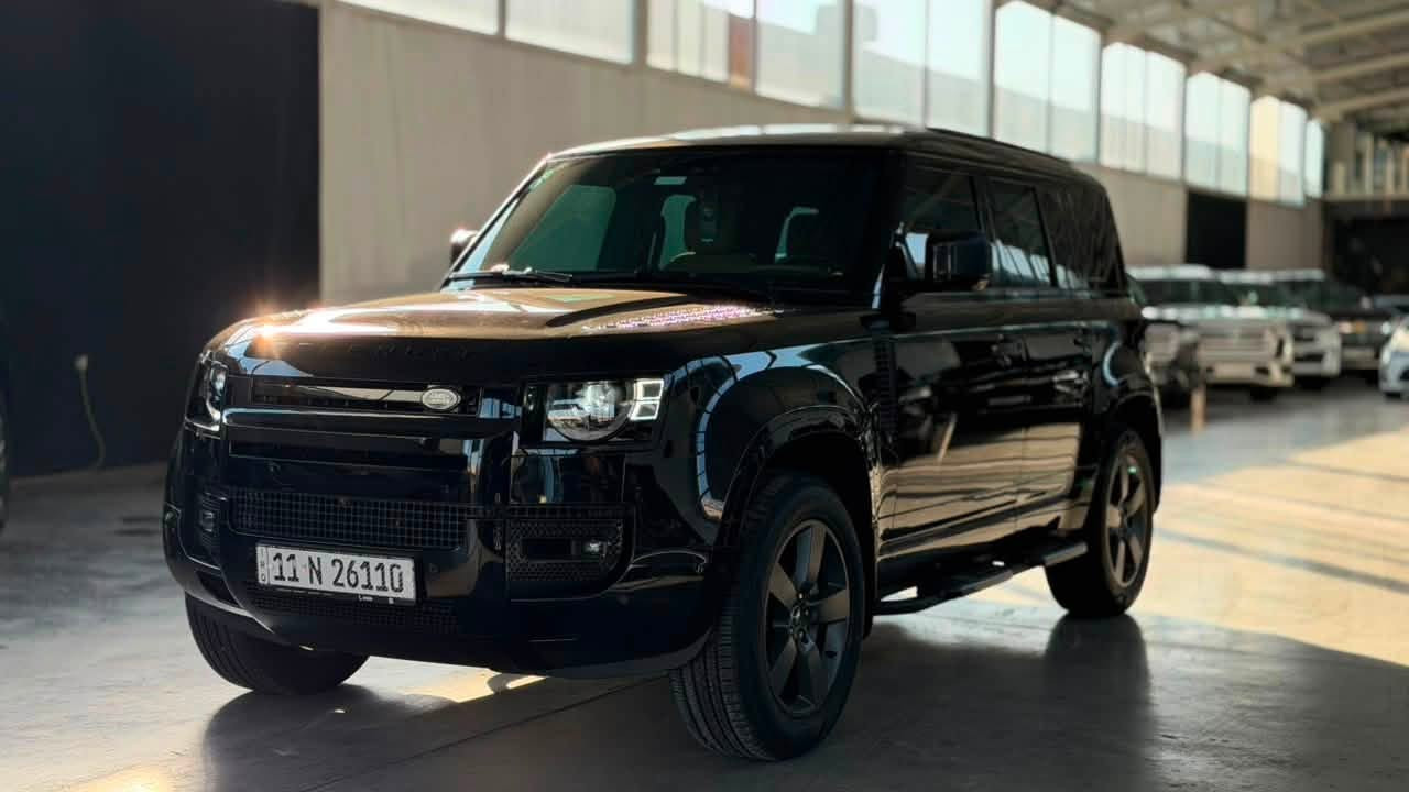 Land rover 2025 Defender 🇬🇧V6 
لاندروفر 2025 🇬🇧 ديفندر اكس داينمك 
Xdenamec SE 
ضمان وكالة سردار ✅
تغليف كامل المركبة ppf 
عداد المسافة 700 k/m زيرو 

📍بغداد شركة ابو ظبي چكوك قرب بوابة الكاظمية 

***********

*********** 📞
