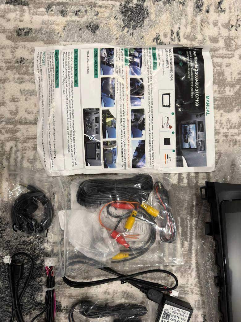 شاشە ئایپاد لۆک بەکارنەهاتوو
ئاندرۆیدی ١٥ 
پڕۆسێسەر
ڕام ٤ حەقیقی
٦٤ گێگا حەقیقی
Carplay وایەرلێس
Android Auto وایەرلس
تا ٣ بەرنامە لە یەک کاتدا پێکەوە ئیش پێ ئەکات زۆر زۆر سورعەتە و خاو بوونەوەی نییە 
لەمسی زۆر خێرایە
ئیتاڕ و تاقم وایەری مازدا ٣(  mazda 3 2009-2013) ی لەگەڵە 
ـGPS بۆ خێرای و خەریتە بە دەقیقی لەگەڵە
مایکی لەگەڵە لە سەقفی سەیارەکەی دەتوانی بدەی، بۆ کاتی تەلەفون سەوتی مەزبووتە
٢ وایەری لەگەڵە بۆ جێگەی USB 
کامێراکەی کوالێتی زۆر زۆر باشە و بە شەو زۆر ڕوناک شتەکان دەر دەخات
بۆ هەموو سەیارەیەک دەبێ دەتوانی ئیتاڕەکەی بۆ بگۆڕیت بە ١٠ هەزار و بۆ مازدای ٣ ی ٢٠٠٩ تا ٢٠١٣ ڕێک حازر بیبەستە و خێری لێ ببینی

بۆ زانینی نرخ نامە بنێرە یان پەیوەندی بکە بەم ژمارەیەی خوارەوە:
***********           ڤایبەر و واتسئاپی لەسەرە 
گەیاندنیشمان هەیە بۆ گشت شارەکان. السليمانية, العراق
