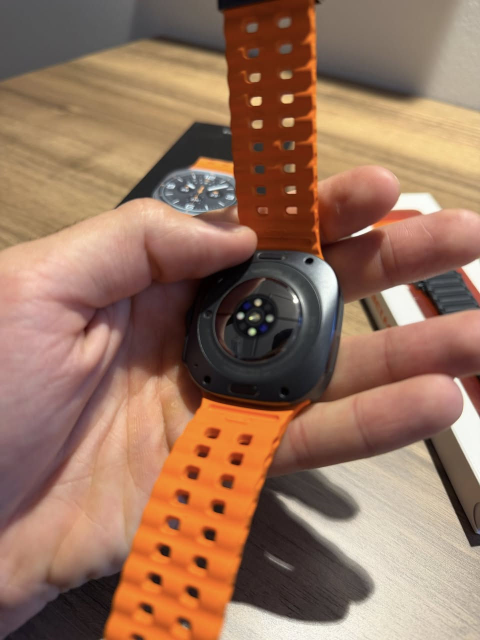 سامسونك watch ultra للبيع
الساعة اخت الجديده واستخدام قليل
المواصفات
اطار من تيتانيوم
شده السطوع ٣٠٠٠ شمعه
شاشه AMOLED
الحجم47
ذاكره ٣٢ كيكا
مقاومه للماء 

السعر ٤٠٠ الف ويه شاحنته ووياها سير  اضافي اصلي مغناطيسي


**إذا كنت صاحب هذا الإعلان وتريد حذفه لأي سبب، رجاءا أرسل رسالة إلى الدعم الفني**