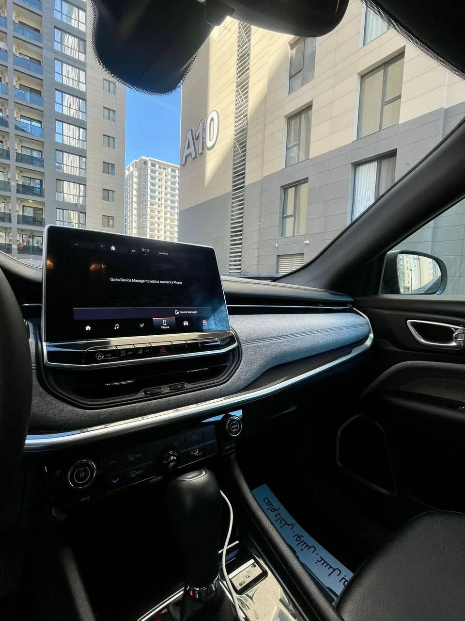 جيب كومباس 2024
دخول جديد (فحص مؤقت )
ماشيه 18km يعني زيرو بمعنى الكلمه 

كشنات جلد 
بصمه تشغيل وابواب 
تشغيل عن بعد
تبريد قطعتين 
تحكم ستيرن 
رادارات 
محرك 2000 تيربو 
توقف تلقائي 
حساسات 
كامره دواره 
شاشه كبيره كار بلي 
نقطه عميات 
اشاير بالمري 
تحديد مسار
3 انظمه قياده
4×4
السياره جاهزه 

السيارة حادثهه دعامية   الرباكات ظاربات ومرجعات سستم   
سعر بلاش125ورقه 
مكاني الديوانية  
***********
