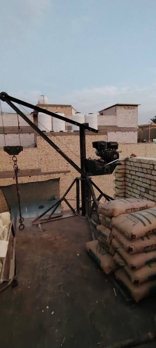 ونج للبيع نجفي شغل رعد الجديد ويا 4 عرباين غراضة كاملة صباين براغي سفيفة مكينة مال لحيم كوسرة.
 ترايك 6 اجياس سمنت للطابق 10 سعرة مليون و750 وبي مجال 
عنوان كربلاء شراي تعال خاص او الاتصال ***********
