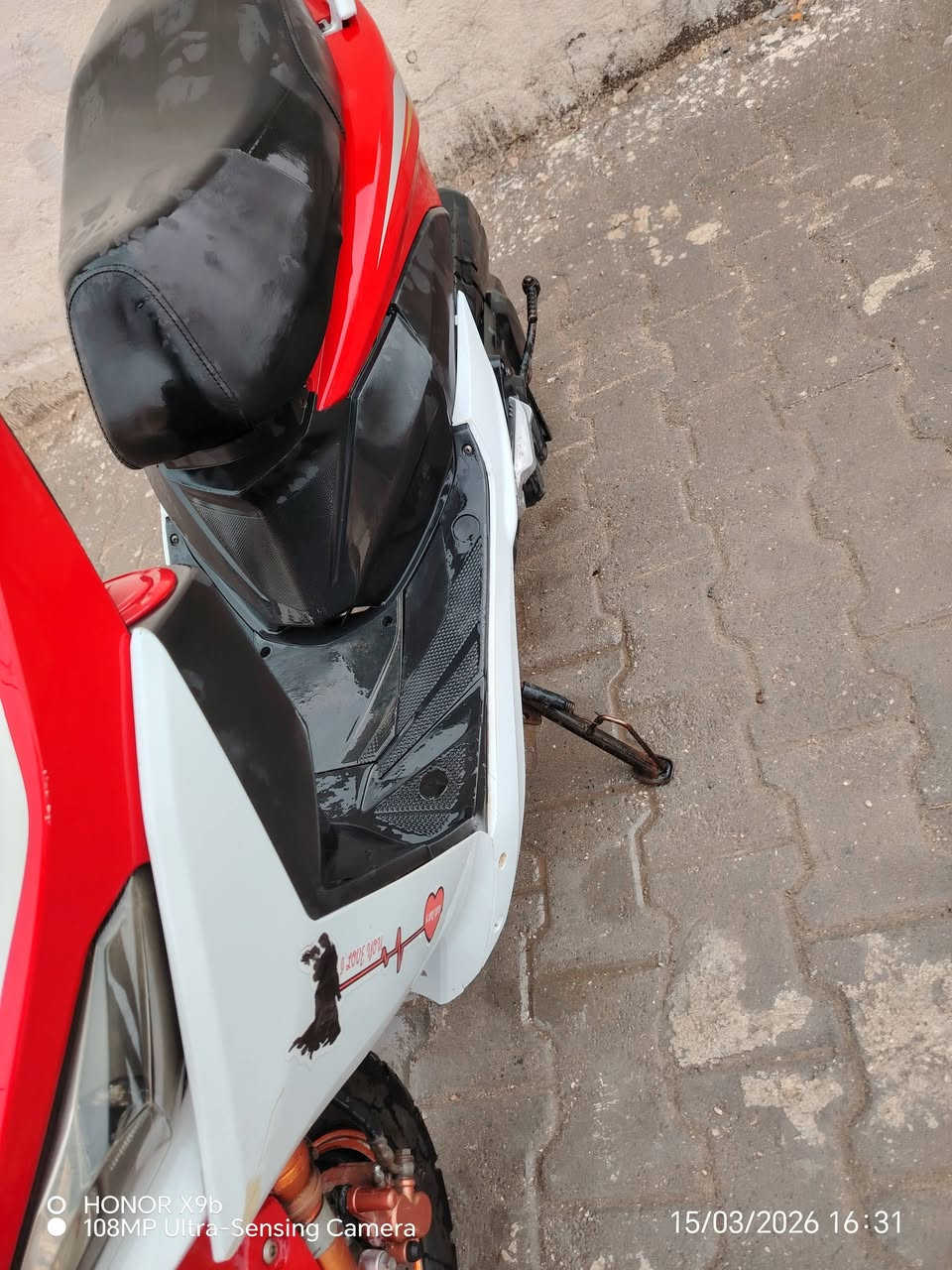 دراجه ماكس برغي مامفتوح بيهه *********** سلف لايتات اشاير كيج سرعه وبانزين شلعه ومعدل احلى من الصور سعرهه 375 بيه مجال
