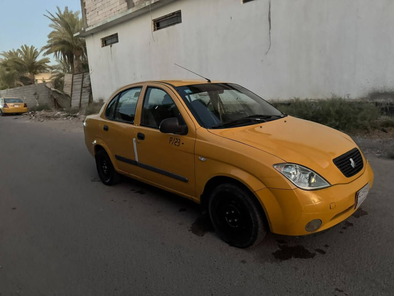 السلام عليكم للبيع طيبه ١٥ مكينه كير خير من الله بيهه صبغ بنيد أثر فابلون وصبغته رقم نكليزي باقي على ستلام سعر ٣١ بيهه مجال شهداء البياع ***********

