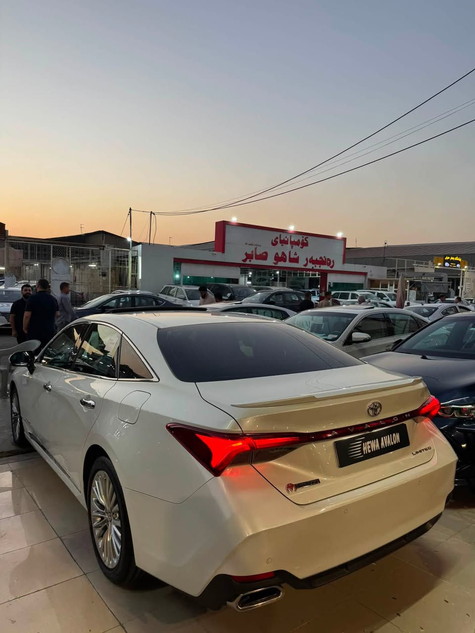 2021 Avalon
للبیع مکان سیارە اربیل ماشیە فقط 75کم کفالە عامە جدید 
*********** whats App 
355$
