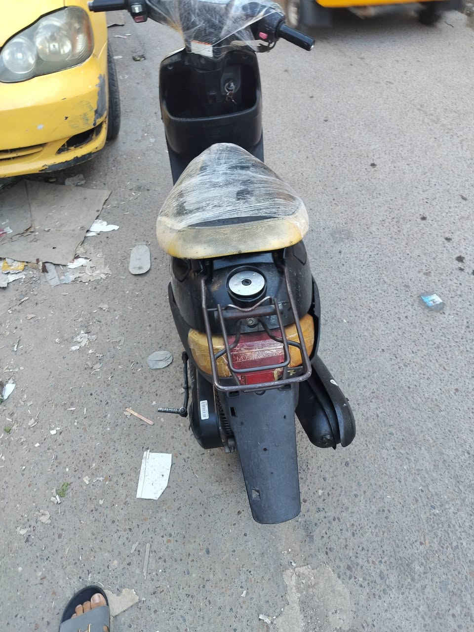 لببيع دراجه شغاله محرك زين كلشي بيه زين بس السلف عطلان تشتغل هندر ب225 وبيه مجال وبخمدتكم عنوان شعب شارع الصحه 
***********
