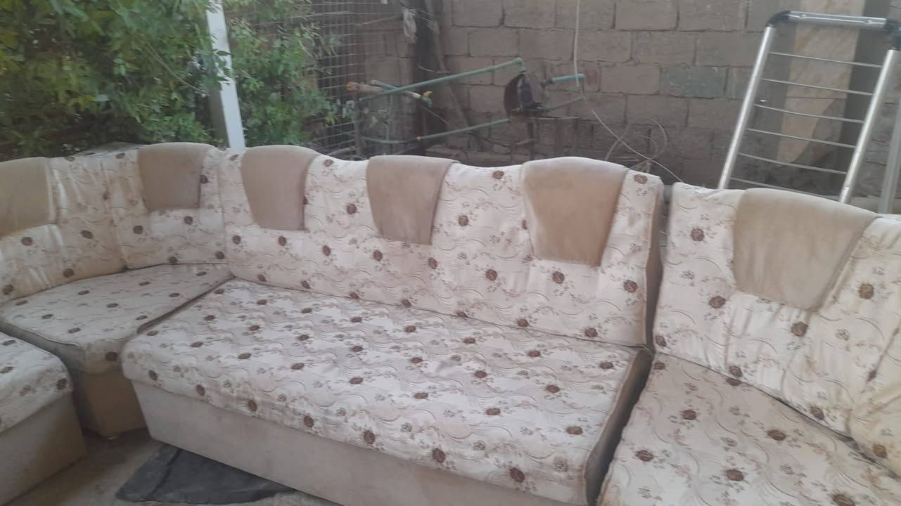 للبيع لمكان قلعة السكر        تخم  كامل
***********
