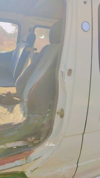 من رخصة الدمن هايسة بوز للبيع موديل 1994سيارة فور ويل 11راكب السيارة  ...