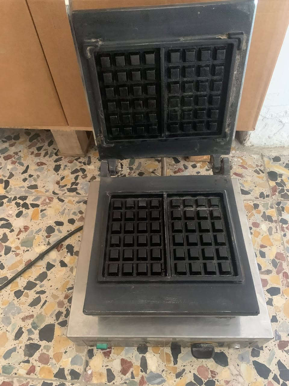 جهاز وافل مستخدم نظيف للبيع قيم واخذ


**إذا كنت صاحب هذا الإعلان وتريد حذفه لأي سبب، رجاءا أرسل رسالة إلى الدعم الفني**