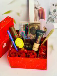 بوكس مكياج • هدية راقية • بغداد