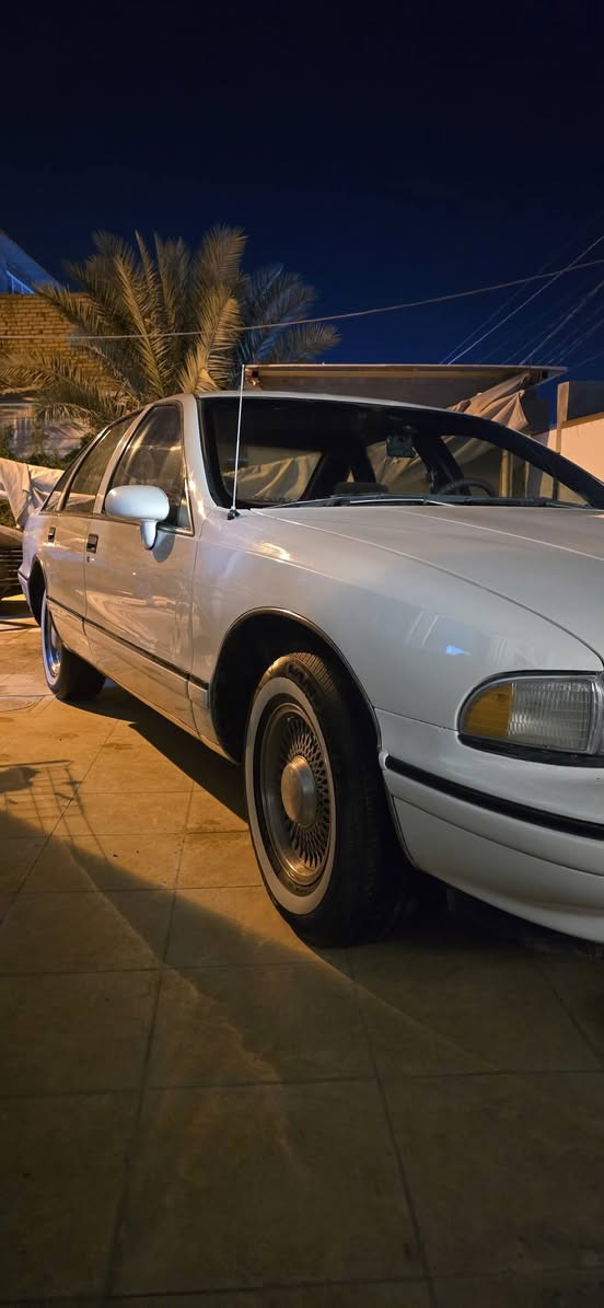 دولفين بروكهام
رقم بصرة السيارة جاهزة من كلشي 
السعر ٦٥ وبيه مجال 
السيارة موجودة بالديوانية 
***********
