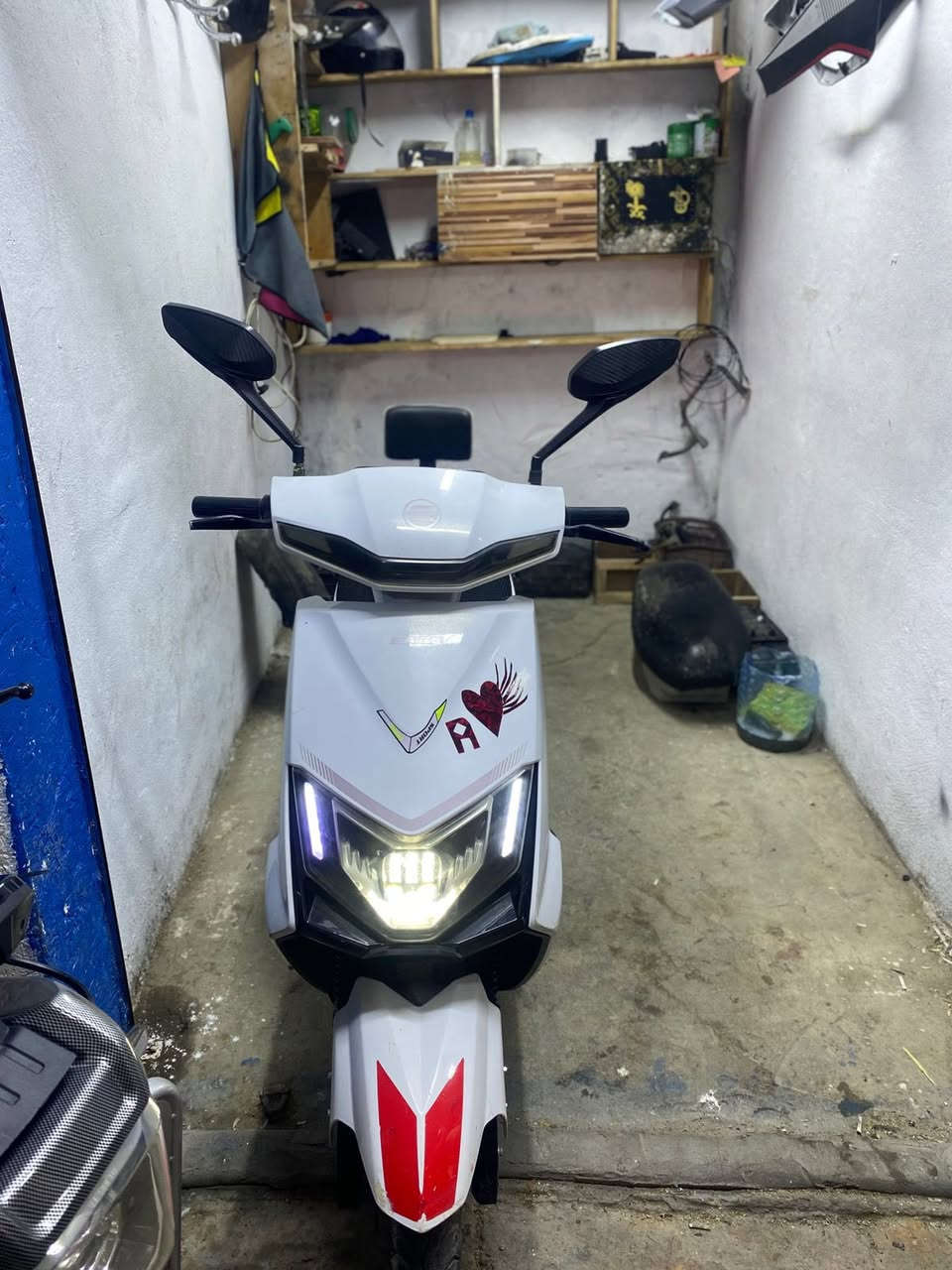 للبيع باسكلات شحن كلشي وسعره نضيفات بطاريات على الفحص ….؟        مكاني شارع المعارض 📍


**إذا كنت صاحب هذا الإعلان وتريد حذفه لأي سبب، رجاءا أرسل رسالة إلى الدعم الفني**