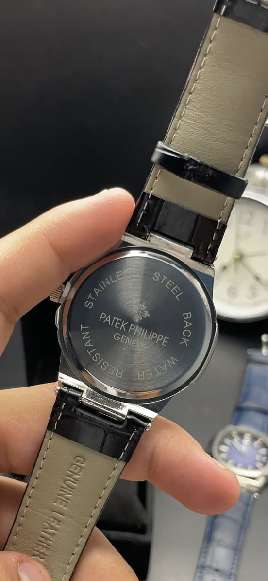 عرض على اول تم ١٢ الف فقط
ساعه باتيك رجالي منفذ یومي بكوالتي جيد باتری ضد الماء مختوم بلکامل 
عدد قلیل 

للحجز سكرين للمنشور دزلی واتس اب
***********
