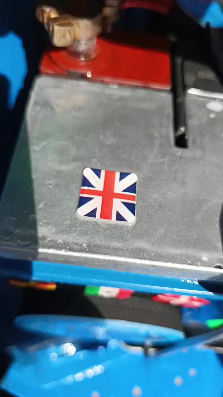 السلام عليكم تكتك موديل 20
مكاني بغداد الشعب رقم سنويه
***********
