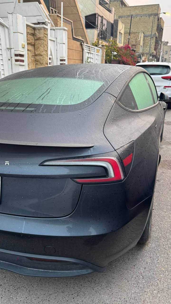 تسلا مودل ٣ موديل ٢٠٢٤ 
بريميوم مو العادية 
تجي ١٧ سماعه مو ٩
انارات ترحيب
مدى بطارية اكبر
داخل جلد ابيض
تدفئة تبريد كشنات 
ماشية اقل من ٢٤ الف كيلو 
حادثها قطعه وحدة فقط جاملغ سايق ومامبدل مصبوغ نفسه الحادث خفيف الحمدلله والسيارة نظيفة 
السعر 24,000$ 
رقم بغداد 
السيارة اونلاين بغداد, العراق


**إذا كنت صاحب هذا الإعلان وتريد حذفه لأي سبب، رجاءا أرسل رسالة إلى الدعم الفني**
