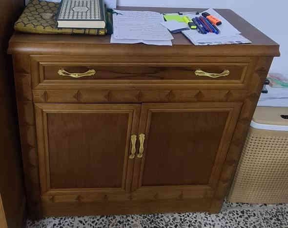 غرفة نوم كاملة مع ملحقاتها جديده بدون شخط شغل عراقي درجة أولى السعر الاتصال على *********** محافظة بغداد
شارع فلسطين
