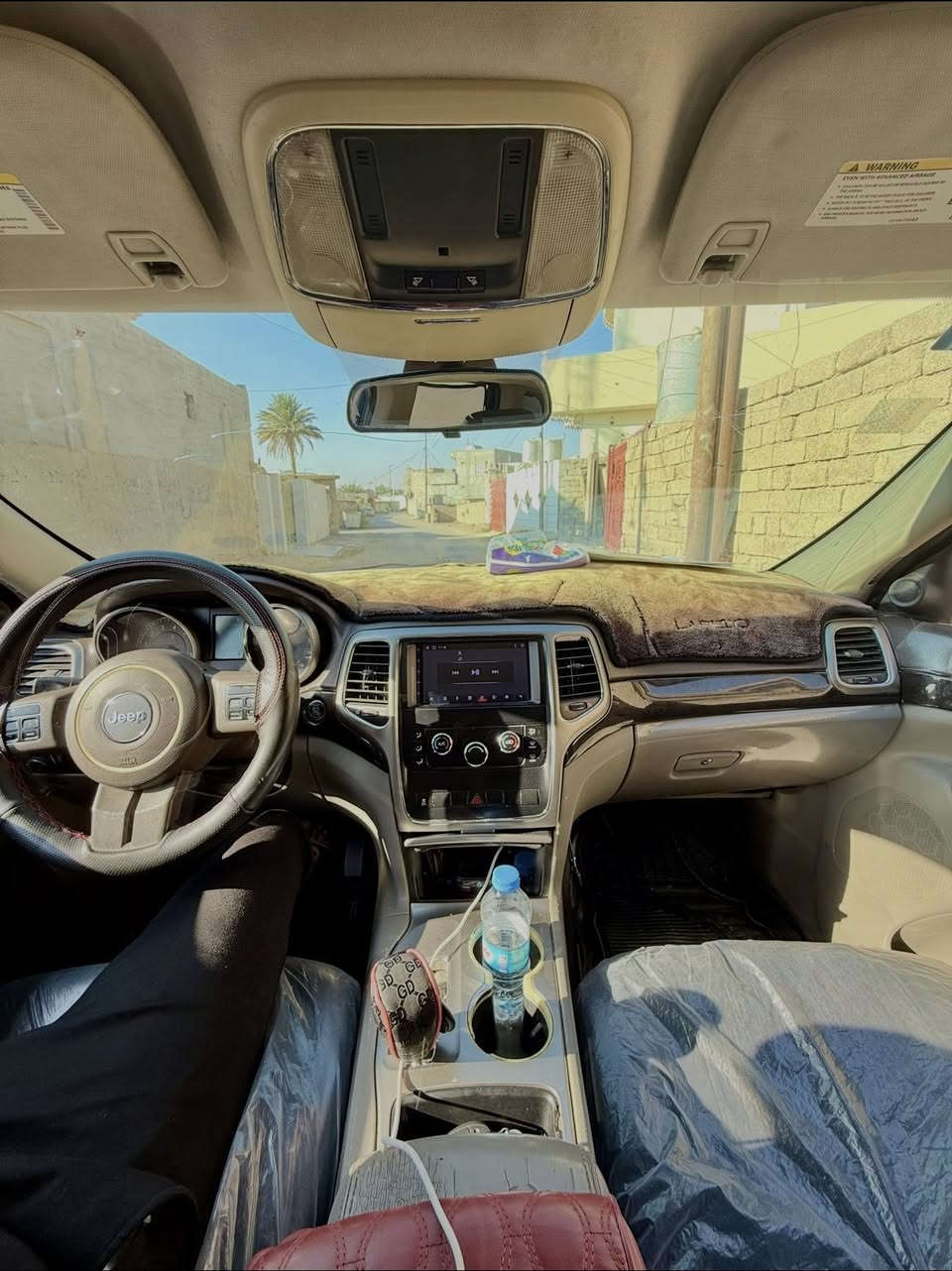 السلام عليكم   جيب
موديل 2011 رقم بغداد الدولي الجديد. سياره  جديده وضع شركه بدون حادث  (. كلين. ) لموصفات 
بصمه تشغيل 
بصمه ابواب        
شاشه بلاديه 
كامره دواره 
كشنات جلد 
كشنات كهرباء 
قطعتين تبريد 
مكينه ٦ سلندر 
تحكم ستيرن جهتين 
مانع تزحلق 
سياره جديده حيل. برغي ممفتوح بيهه  

 للستفسار. 
***********
***********
