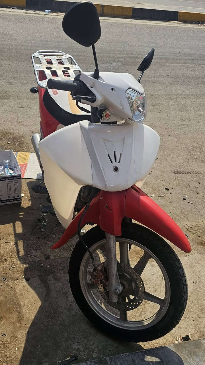 للبيع سرفيز دبل دسك مثل ما موضح بل صوره الاستفسار الاتصال على الرقم ***********
