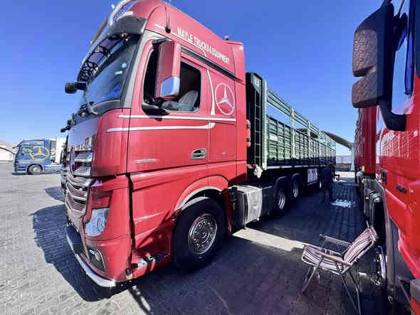 للبيع وحش2017 فول مواصفات  مربوطه عربان 5 محاور حجم 53 السعر 9 $***********
