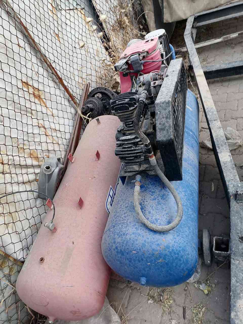 ئەم دوو پەمپی هەوای بۆ فرۆشتن


**إذا كنت صاحب هذا الإعلان وتريد حذفه لأي سبب، رجاءا أرسل رسالة إلى الدعم الفني**