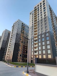 مجمع مارينا السكني • ١٤٥م • ٢ غرف ٣ حمامات