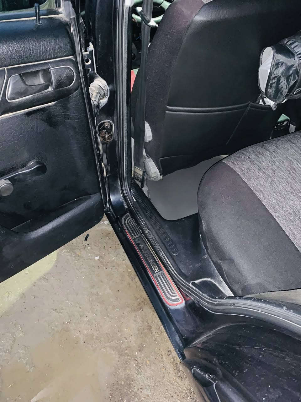 للبيع مـن  رخصه مدير الكروب غولف 92 نظيفة جدا كامل بدون نقوصات تبريد + تدفئه شغال على الفحص  شاشة تدعم ابل كاربلي اندرويد اوتو وسماعات سستم كامل جديد محرك جديد وارد  سنتر لوك ريمون جام ينزل ويصعد بل  سويج  بلادي محرك 2000 كير اوتو 
كشنات جديد
مواصفات / السيارة البلادي شغالة مثل نظام abs , نظام فتح وغلق النوافذ بالمفتاح تلقائي + ريمونت تقفيل وتفتيح الأبواب حالة الصبغ  عام درجه أولى  محرك جديد كير وتو خير من الله سيارة متعوب عليه هواي اي نقص ما بيه كهربائيات بلادي لا چطلات والى اي شي بلادي لايت امامي زنون عالي ابيضّ ناصي اصفر  كشافات زنون ابيض سياره فول فول نظافه صدر جديد  دبلات جديد مشط ستيرن جديد  بخصوص الكهربائيات حتى كلوب  الجنطه شغال تجي وشوف بعينك شلعه تريها يخبل سياره بسمي شرط التحويل  هذا رقمي *********** تحياتي سنويه جديده  سعر ( 53 $) واكو هواي بلسوك كلشي بسعره حسب النظافه والشغل ولي يشوف المنشور إذا يذكره بتعليق طيب فهاذا اصوله وأخلاقه الحلوه تحياتي للجميع 
لا يوجد غرامات سنوية مجددة /العنوان (بغداد )
