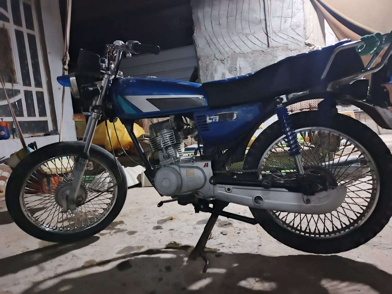 على بركة الله متوفر للبيع بدون كسران بالحلال
دراجه نامه موديل 19
مكينه القديم حرف A
شرط شلعه ومعدل وصوت يخبل
كهربائيات كللها كامله

اوراقها مفقودة مكفوله عن السرقه
بيها رقم شاصي وبليته

دراجه مال جناي وتخبل ولله 

سعرها 425 وبيها مجال حك الجيه
مكاني بابل ***********
