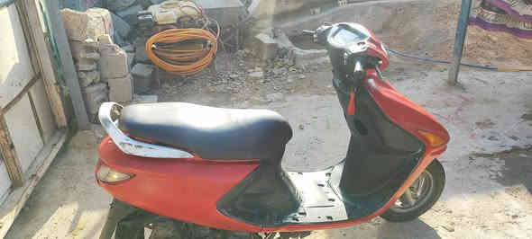 السلام عليكم
فراشة نثية للبيع 

ستوني جفتته بوشه وبستم 
كهربائيّات كله شغالة 
ليتات زنون عالي ناصي 
اشاير 4 شغالات تعليك
مصبوغة عام 
كيلو متر شغال 
بريكات ورة وكدام شغلات 
بس صالنصه طاكة عوزة لحيم مافارغ الحمه 

مكاني النجف مشخاب 
سعر 300 
***********
