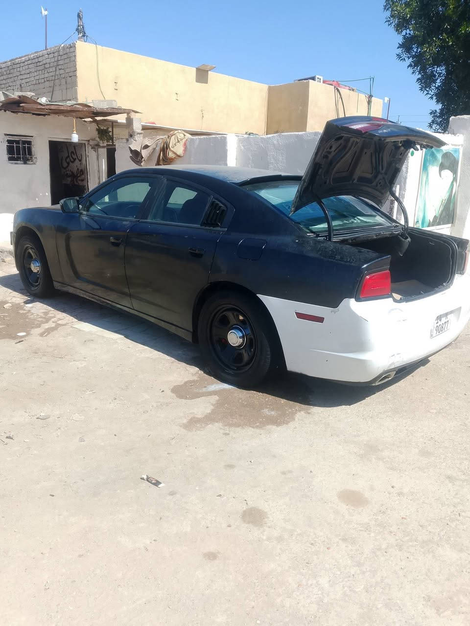 السلام عليكم جارجر مديل 11 اصل رقم بصره نكليزي سنويه لل 29  حداديه تخم تاير كله جديد مكينه صارلهه اسبوع من شادهه كير عصه سياره مابيه نقص السعر 105 وبيه مجال ***********
