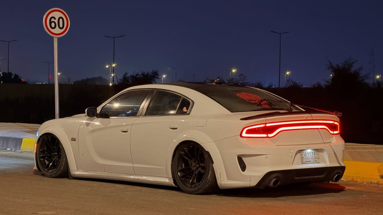 للبيع: جارجر وايد بدي SRT موديل 2020 🔥
باسمي تحويل ثاني يوم

🚗 الممشى: 36,000 ميل 

⸻

⚙️ المواصفات:
 • فول مواصفات عدا الفتحة
 • رادار جانبي
 • حساسات أمامي وخلفي
 • كشنات كنتارا (حضن) تدفئة + تبريد
 • ميموري خزن 3 وضعيات
 • باقي المواصفات المعروفة للفئة

⸻

🔥 الإضافات:
 • برمجة وتفريغ مصطفى إيكل
 • نظام تعليق هوائي S2 Plus من فيرست كلاس (تحكم شاشة) – مشدود قبل شهر
 • شوتةAFE 
 • AFR Gauge
 • تفريغ وزرع بوابات كواتم تفصال على الوادي
 • دبات سود
 • دركة RPM كاربون فايبر حقيقي
 • ولف حماوة Mishimoto 82
 • Oil Catch Can

⸻
الحادث:
 (بنيد+ الجاملغ فتح وشد نفس الون  + باب جهة عكس السائق فتح وشد 
مبدلات نفس الون )
 • الباب الخلفي فتح وشد فقط
+ تكمه خارجيه صبغ فقط 
+ الغد صبغ فقط ما بي كص 
📍 مكانها: الناصرية

السيارة نظيفة جداً واستخدام شخصي بدون استعراض أو دوسات.

📞 رقم الهاتف:***********

#dodge #charger #srt #wide_body #yasser_erbil
