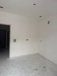 مشتمل للايجار • ٤٠م • مقابل كلية الامام الكاظم