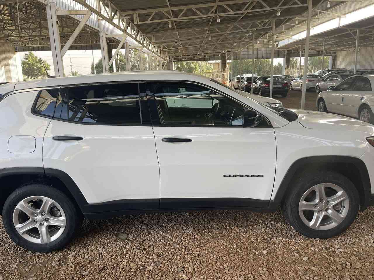 من رخصة الادمن
جيب كومباس 2023
 (فحص مؤقت )
ماشيه 33 الاف
تبريد خلفي
بصمه تشغيل وابواب  
تحكم ستيرن 
رادارات 
محرك 2000 
توقف تلقائي 
حساسات 
كامره 
شاشه كبيره كار بلي 
نقطه عميات 
اشاير بالمري 
تحديد مسار 
السياره جاهزه مابيها اي نقص
حادثها فقط بنيد تبديل بلادي  بدون ايرباك
السعر 140 قفل بدون عمله ماكو هيج سعر 
بابل شوملي
اتصال ‭***********‬
عنوان بابل شوملي
