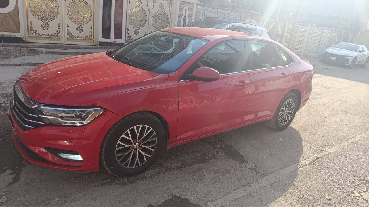 للبيع او المراوس فولكسفاغن جيتا 2019 وارد امريكي نص فول تحكم ستيرن وشاشه وكامره وحساسات ورادار ونقطه عمياء والمواصفات معروفه دخلت حادثها جنطه وهنا اتبدل بنيد وجاملغ ايرباك دشبول طاك رقم بغداد تحويل ثاني يوم مشروع وطني گير محرك مكفولات صدر جديد باتري جديد تبريد ثلج مكان السياره بغداد السعر 140 وبي مجال
للاستفسار 
***********
