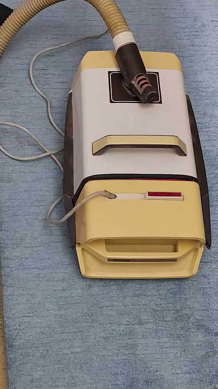 للبيع مكنسة فلبس هولندي الأصلي
على وضع الشركة
االمشتري خاص


**إذا كنت صاحب هذا الإعلان وتريد حذفه لأي سبب، رجاءا أرسل رسالة إلى الدعم الفني**